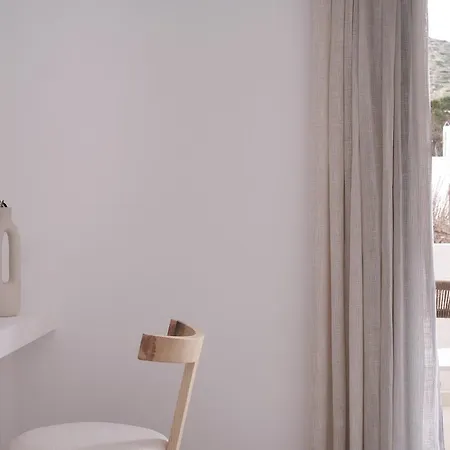 Isida Andros Áyios Pétros