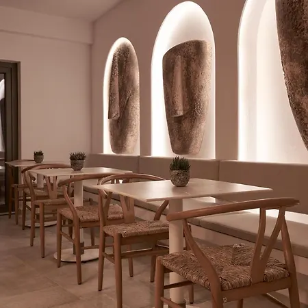 Isida Andros 酒店